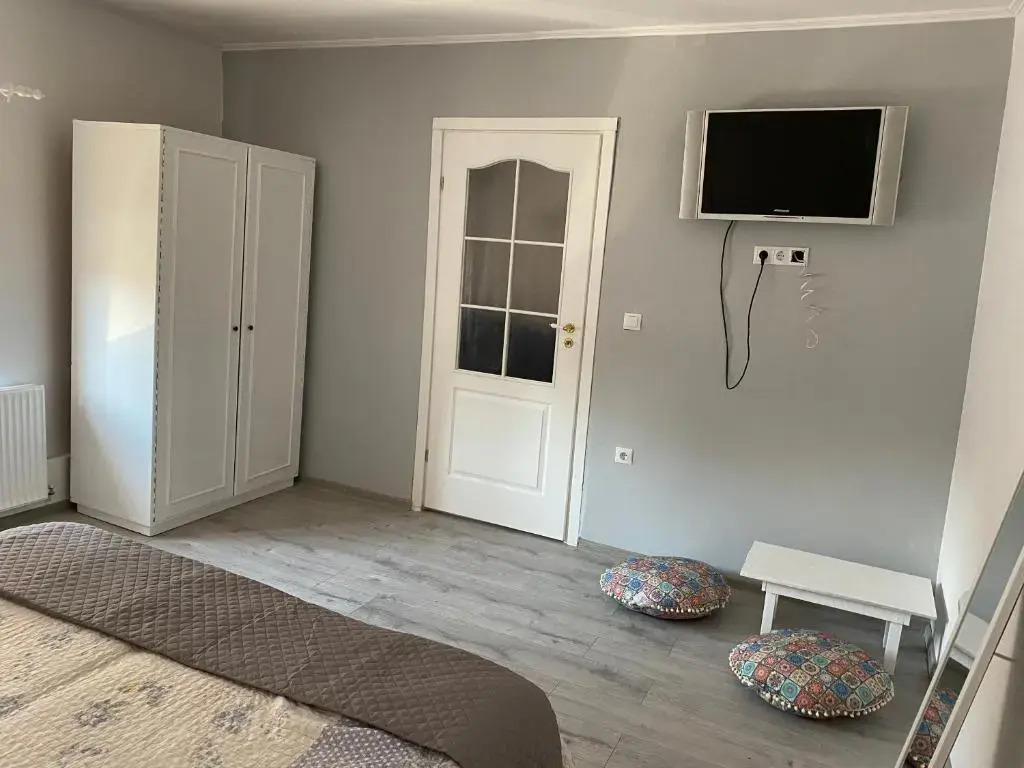 Apartament House Sasca