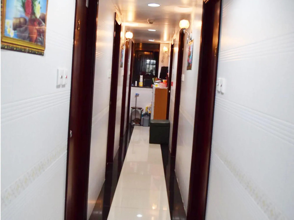 Om Guest House