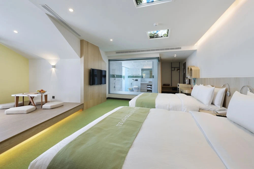 CHECK inn MAGI Kids Hotel