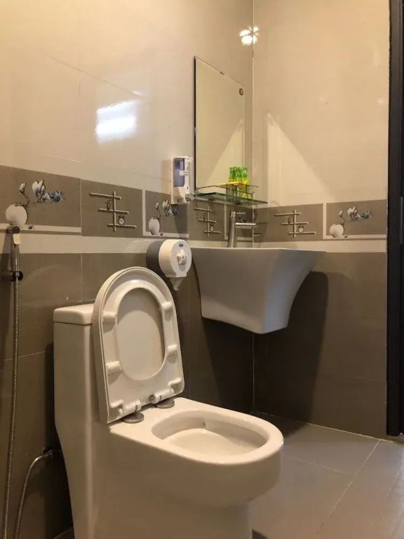 Starlet Hotel Phong Nha