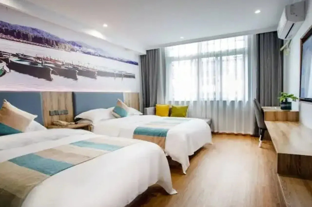 VX Hotel Hangzhou Banshan