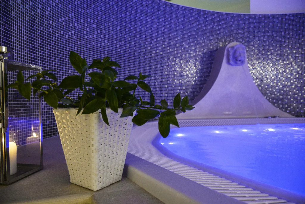 OSTUNI PALACE - Hotel Ristorante & SPA