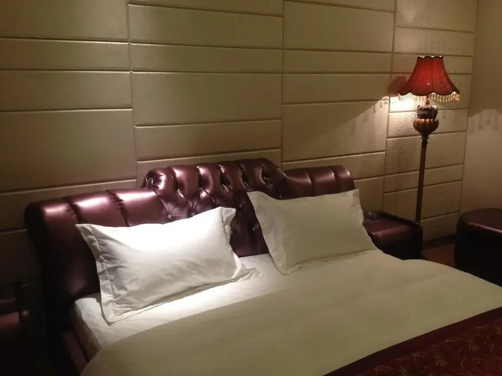 Bojing Hopson Plaza Apartment Hotel - Room 1803