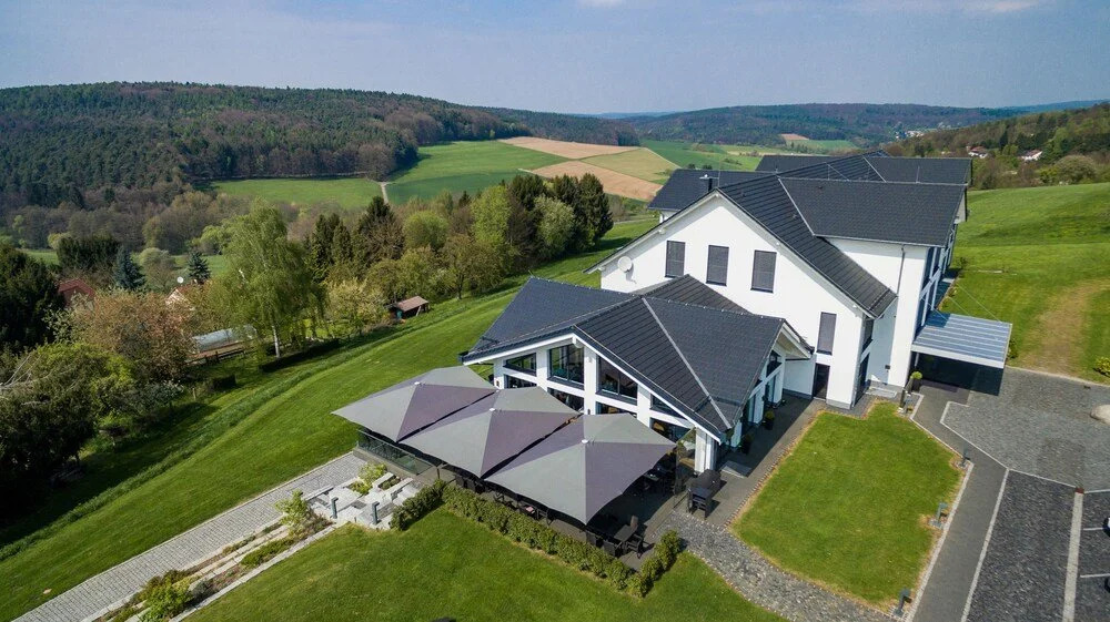 BURGHOF - DAS HOTEL