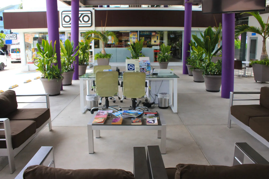AM Hotel y Plaza