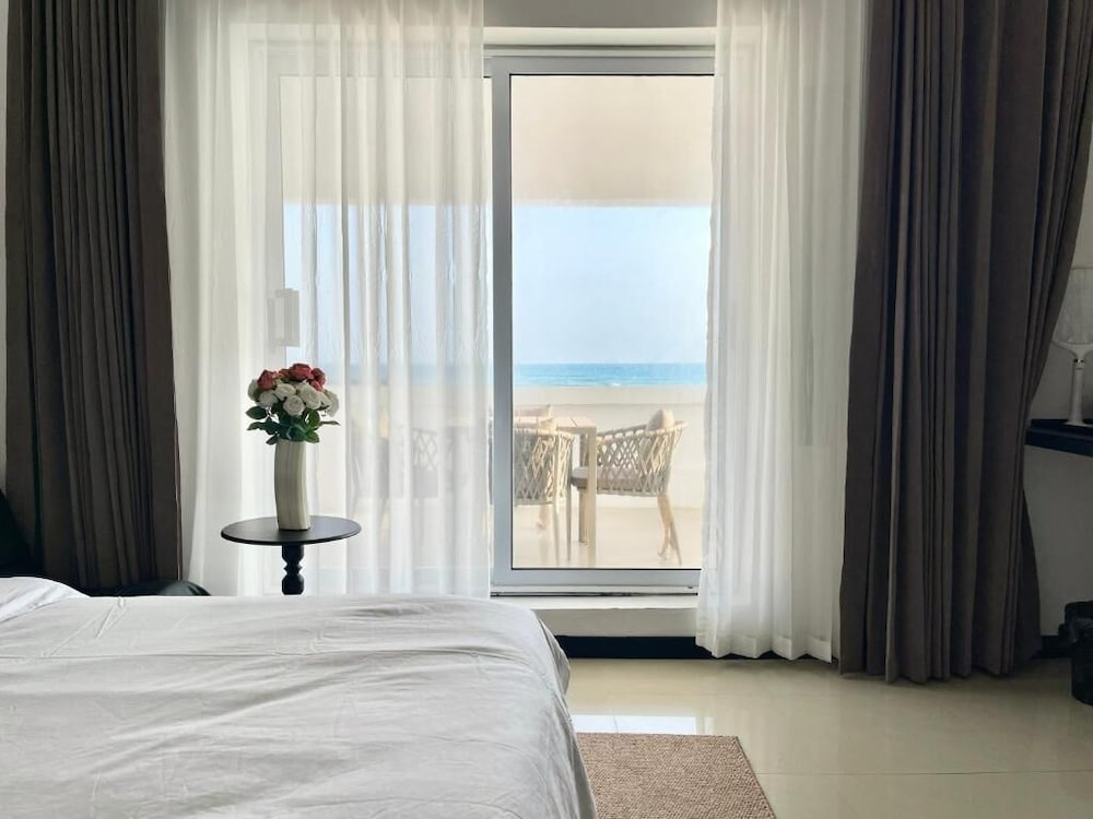 Joy Beach Lodge