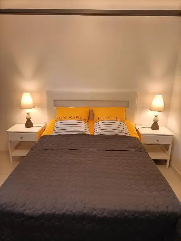 VILLA ESPERANZA Suite de plain-pied, indépendante, 1 à 4 personnes à 200m du château de Valençay proche Zoo de Beauval et châteaux de La Loire