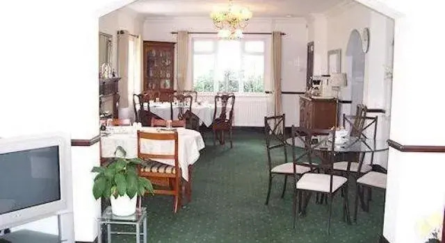 Oakland House