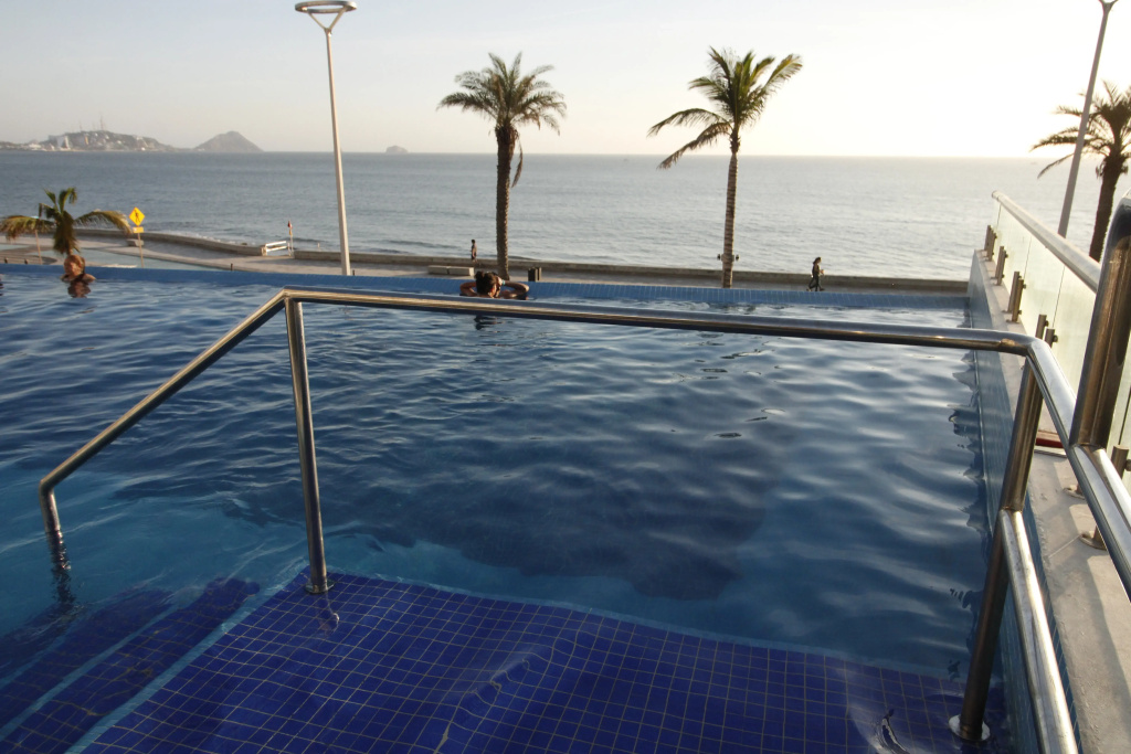Varali Grand Hotel