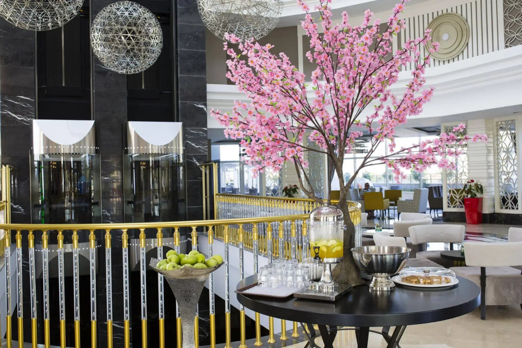 Port River Hotel & Spa