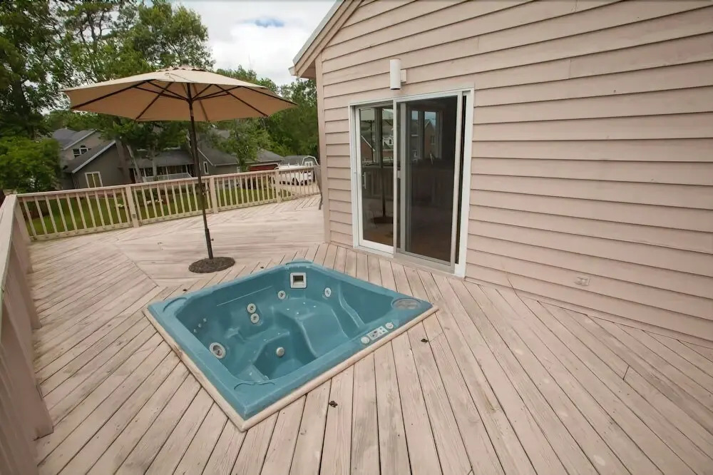 Sail Away 3 Bedrooms 2.5 Bathrooms Home