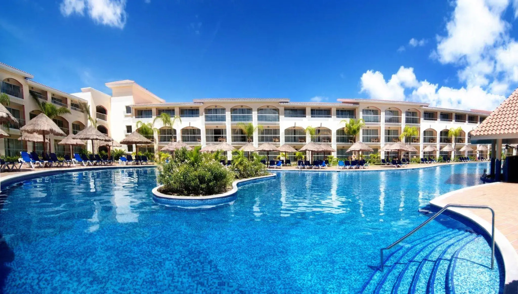 Отель Sandos Playacar All Inclusive