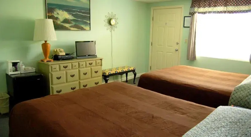 Sandy Cove Inn