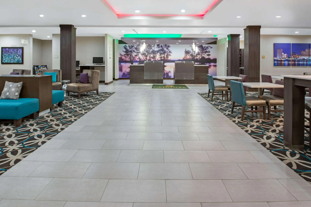 La Quinta by Wyndham Lake Charles - Westlake