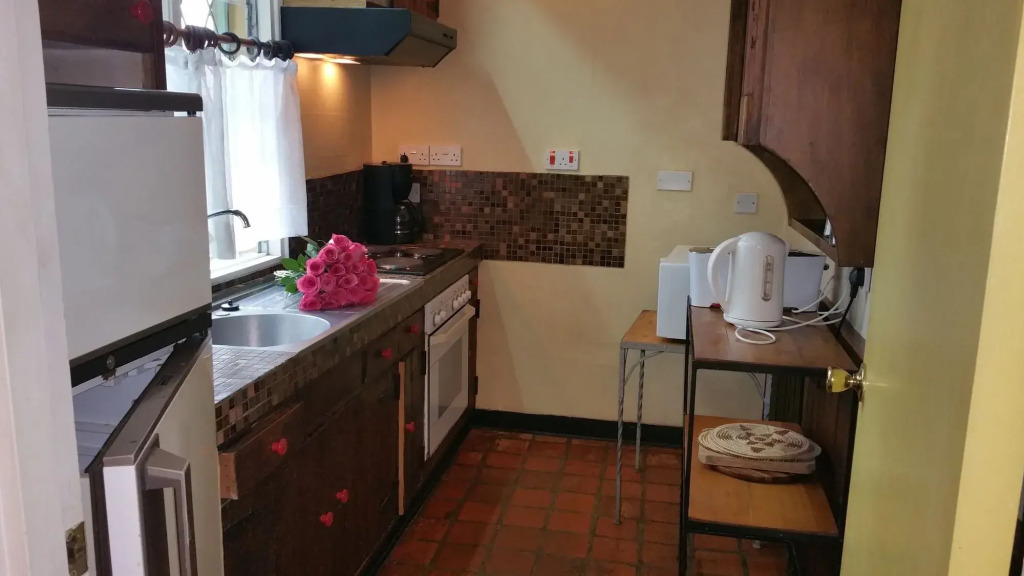 Woodmere Grand Hotel & Serviced Apartments