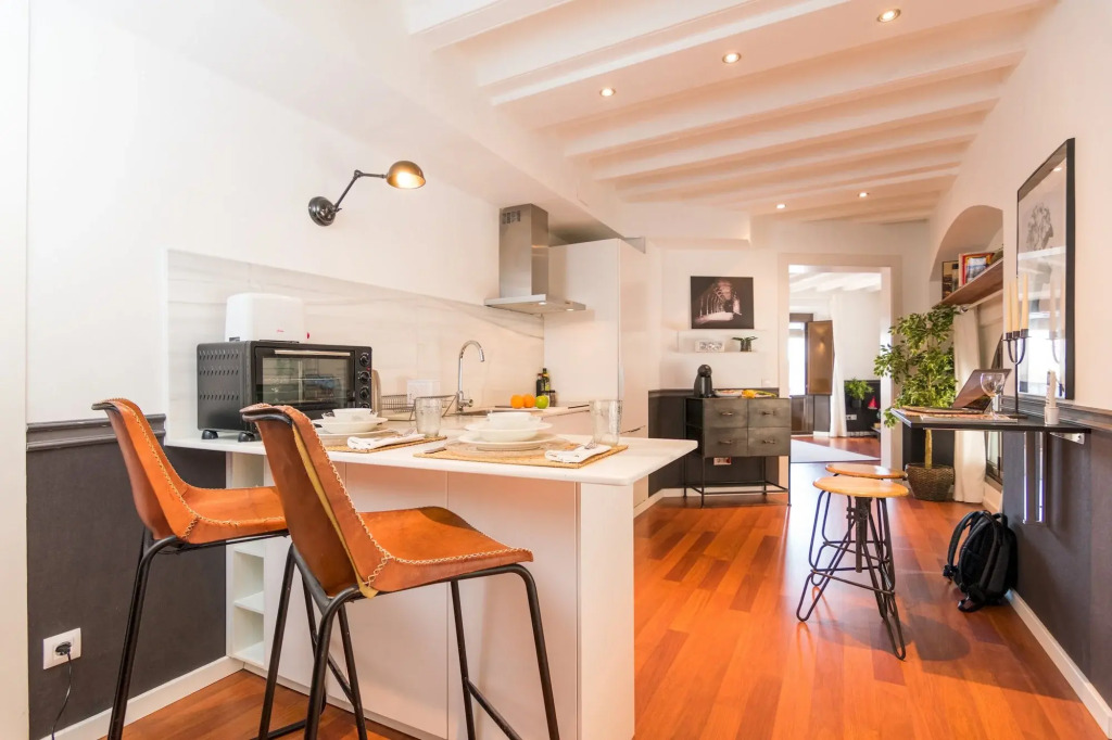 Port in Barcelona with 1 bedrooms and 1 bathrooms