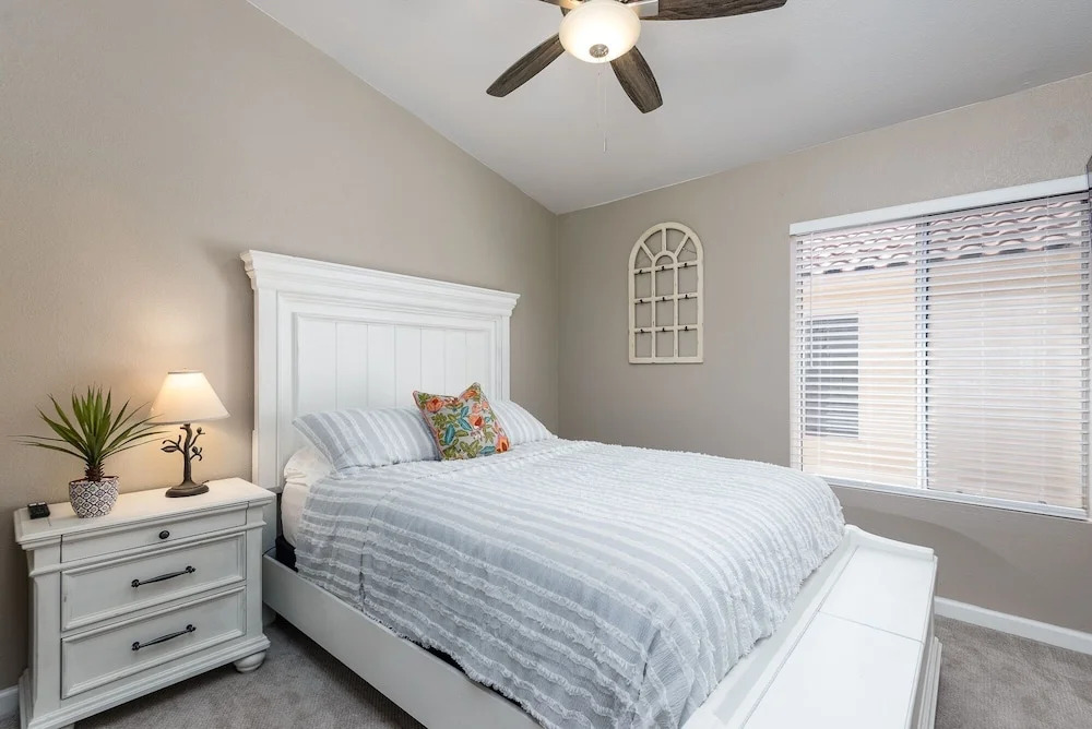 Casa De Mojave 3 Bedroom Home by RedAwning