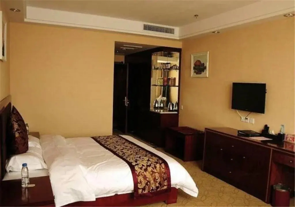 Golden Beach Hotel