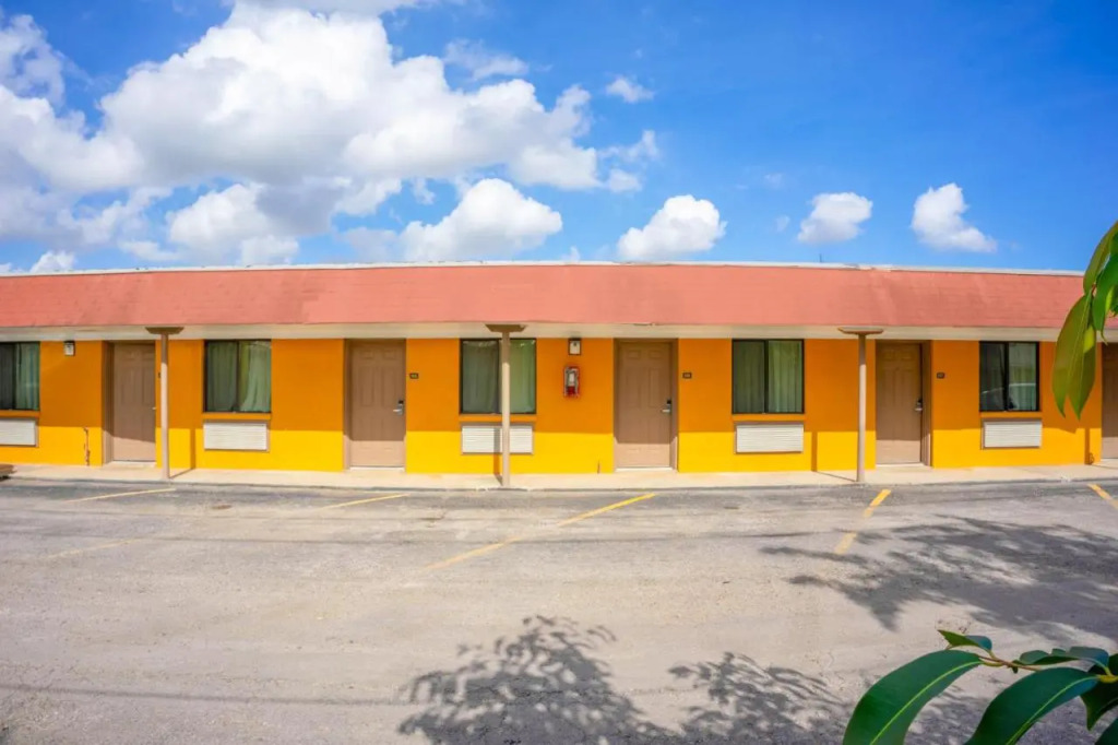 Budget Inn