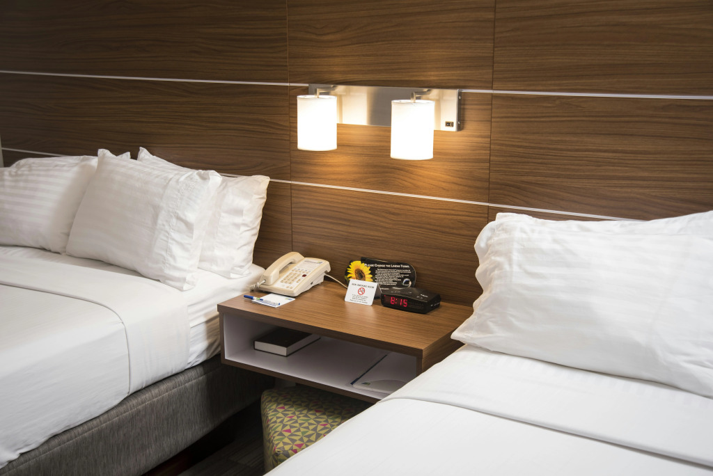 Holiday Inn Express Hotel & Suites Lexington-Downtown University by IHG