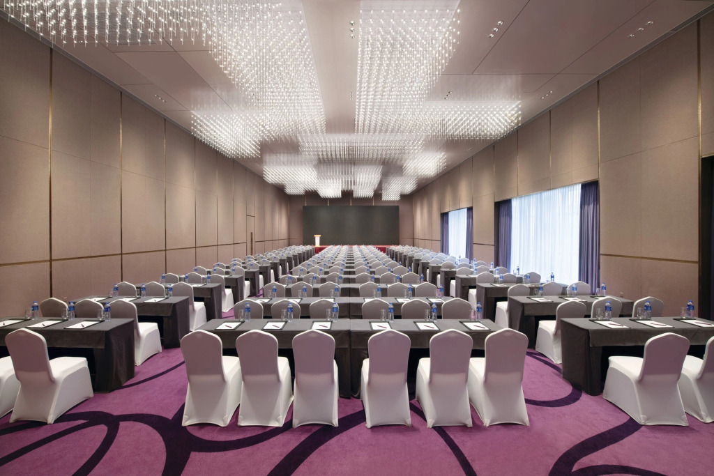 Crowne Plaza Dalian Xinghai by IHG