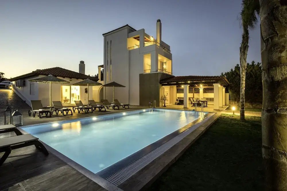 Antonoglou Beach Villas, Gennadi