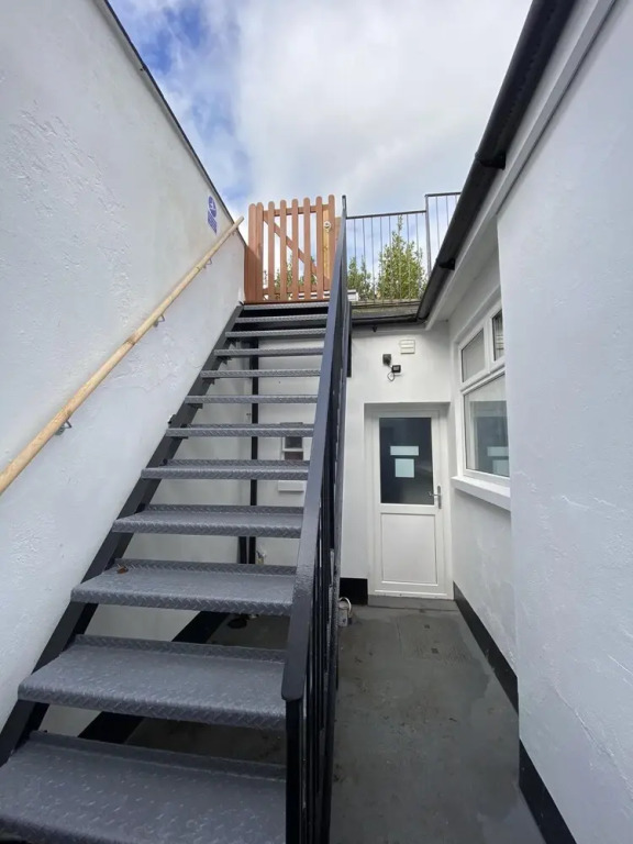 Octagon Apartment 3