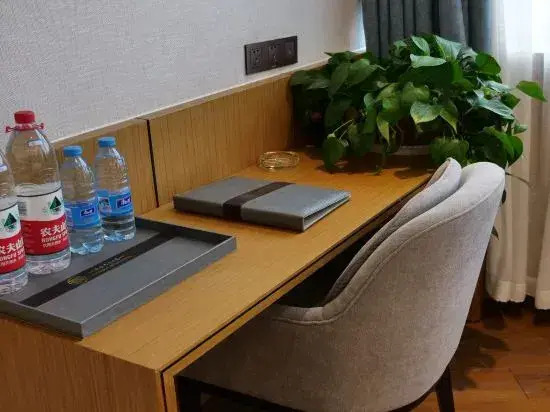 City Business Hotel