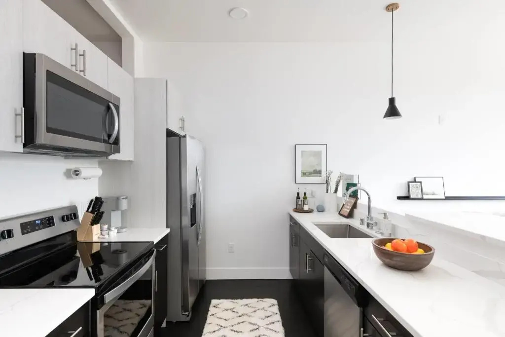 Flexhome Skywalk to Fiserv U2 RooftopGymParking