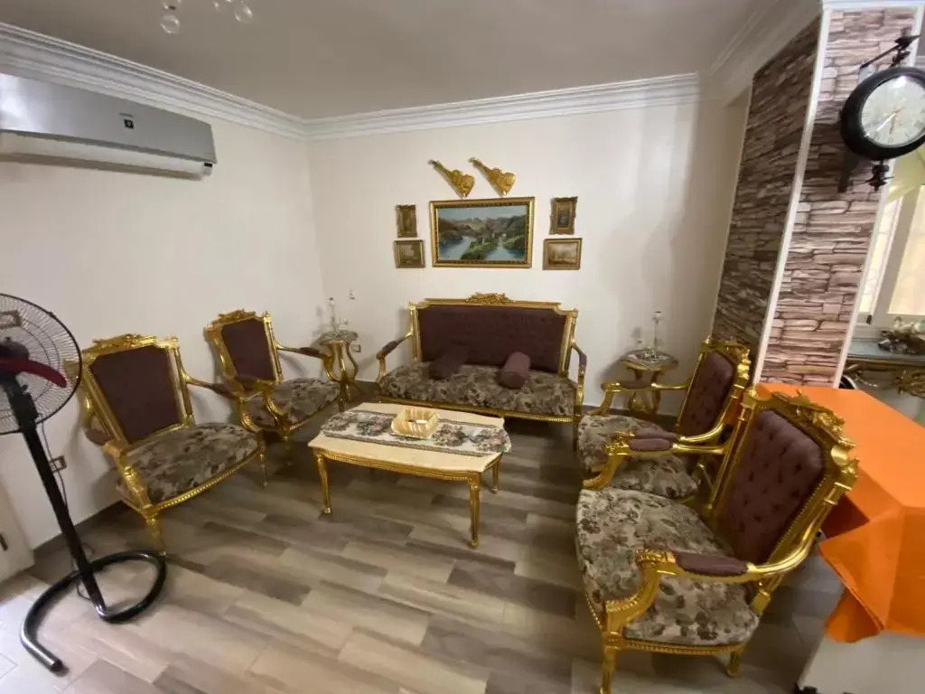 nora's apartment