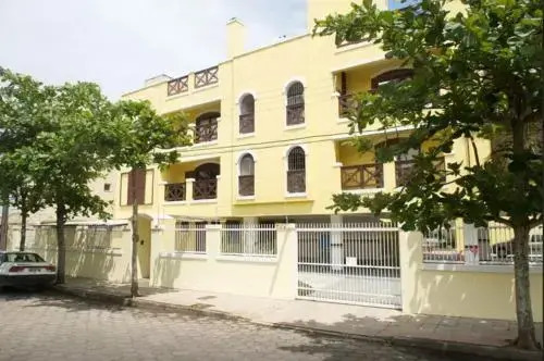 Apartamento em Residencial Riviera