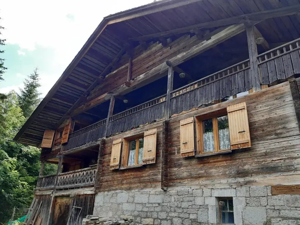 CHALET VENDEE-NEIGE Appartement CHARMIEUX 6 places 3 chambres
