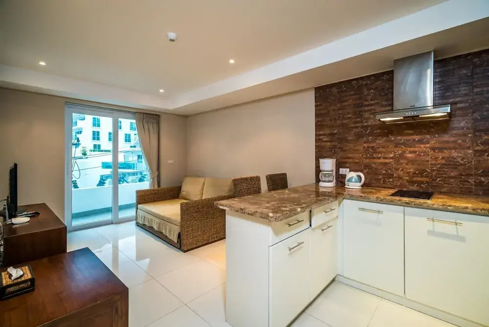 Kata Ocean View Condominium - 1 bdr Mountain View Apartment