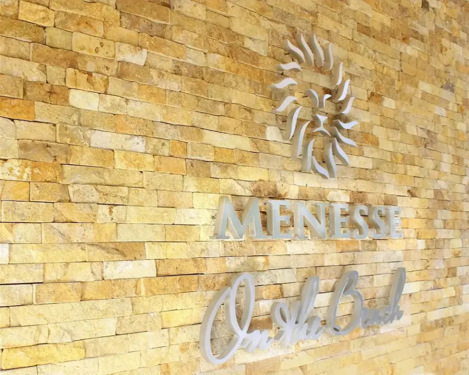 Menesse On the Beach Apartment 4