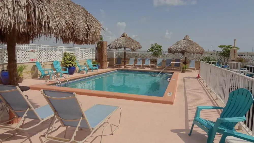 Rooftop Resort - Clothing Optional - Adult Only
