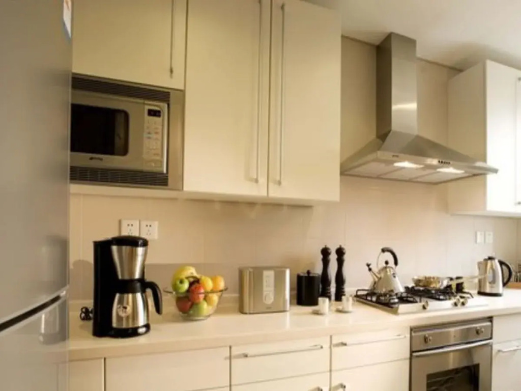 Lanson Place Jin Qiao Service Residences