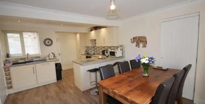 2 Fernleigh Villas