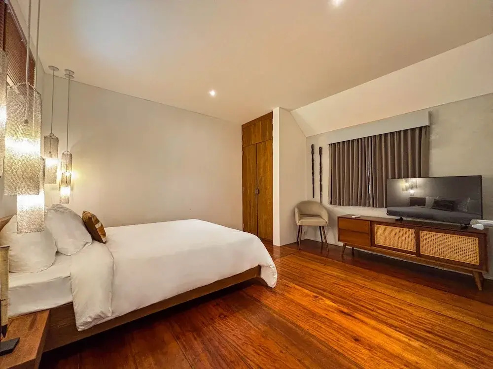 Tropical Townhouse 3 Bedrooms Seminyak