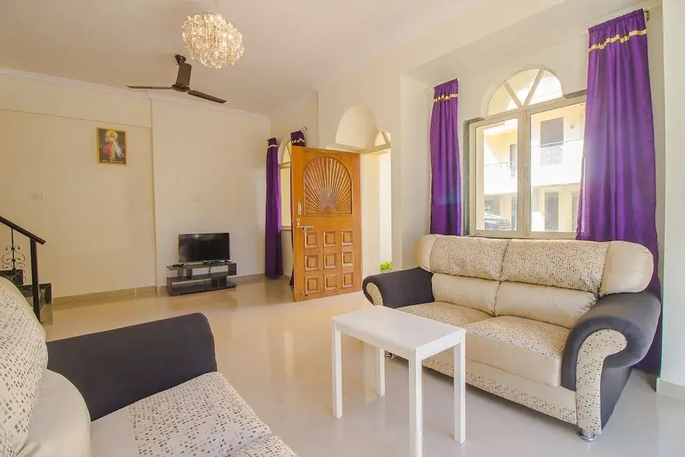 OYO 19335 Home Spacious 3 BHK Villa Thivim