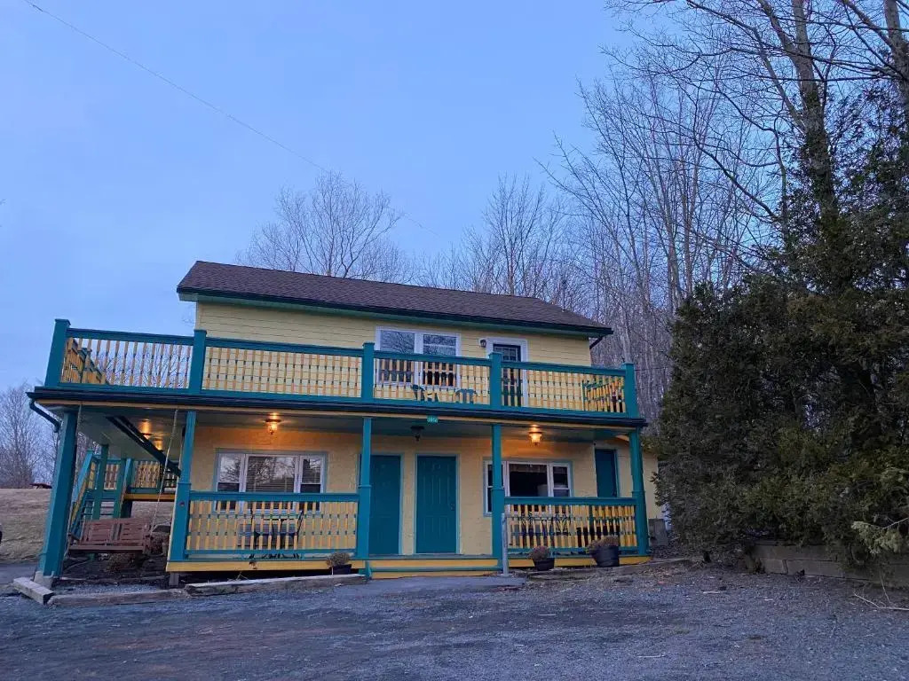 The Sunview Motel