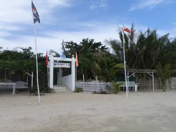 Bunnys Beach Resort