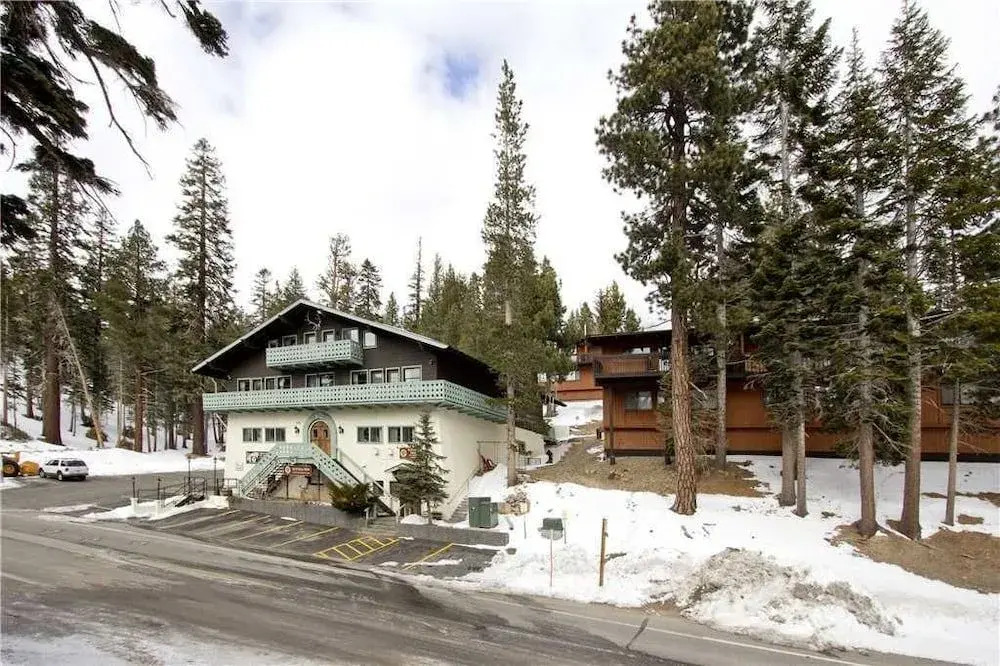 St Anton Condos # 9 1 Bedroom 1 Bathroom Home