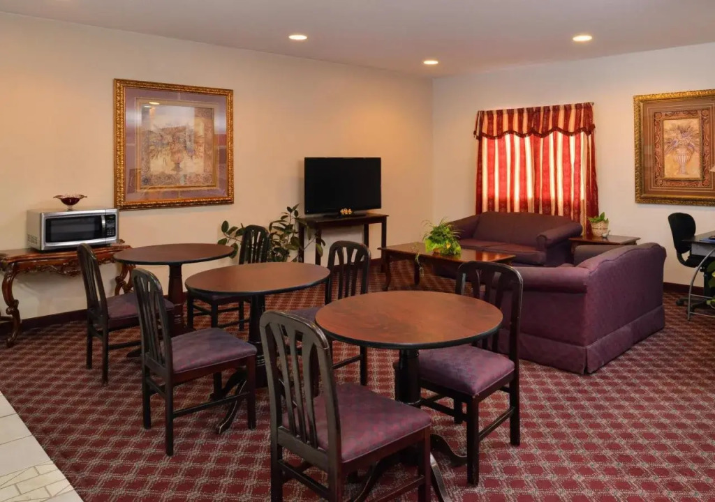 Americas Best Value Inn Somerville Texas