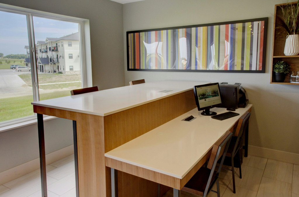 Holiday Inn Express & Suites Le Mars by IHG