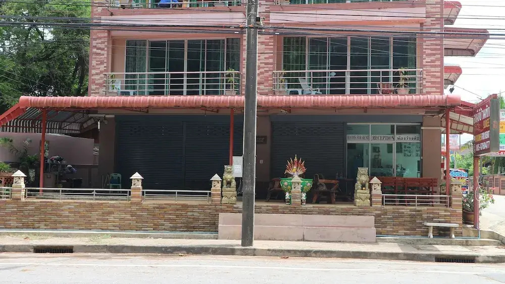 Sunee Mae Phim Apartment