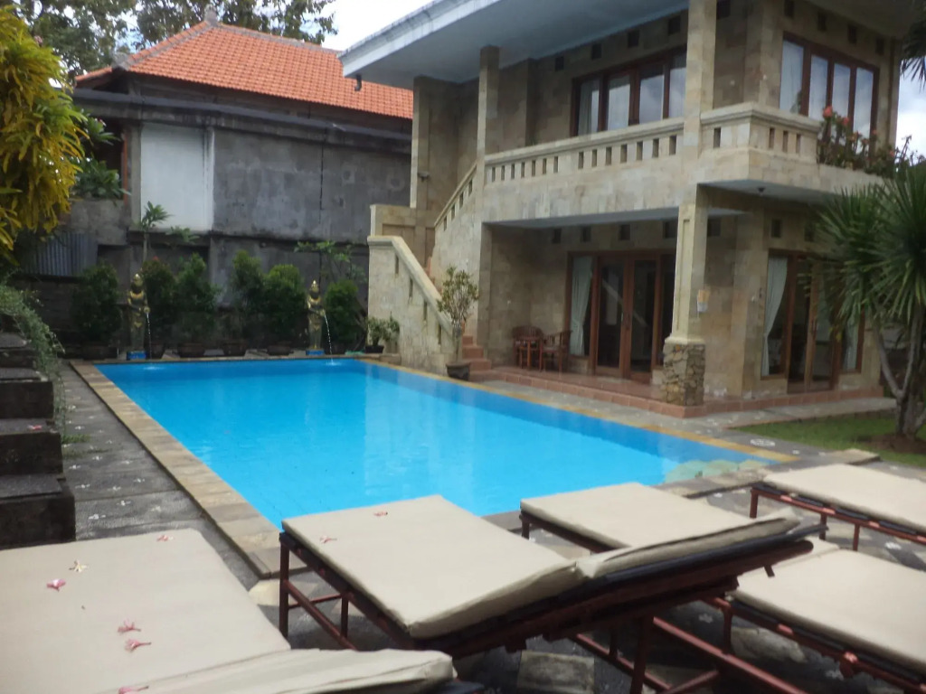 D. Ayu Guest House and Spa