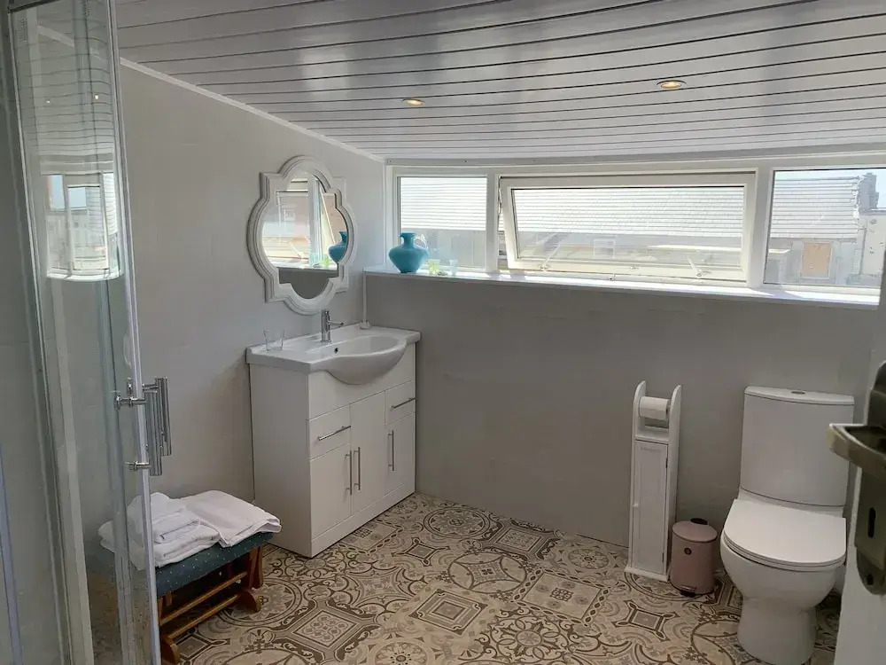 Heather Glen 6 Bedroom 6 Bathroom Home by the sea