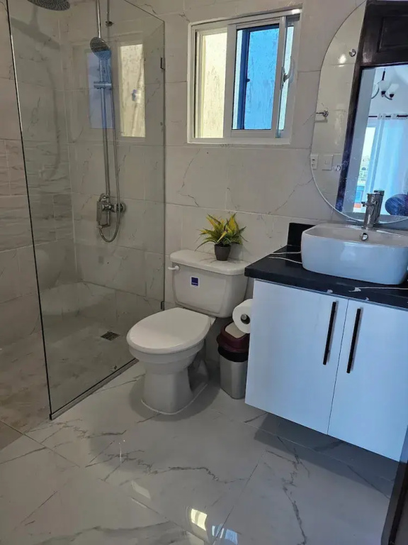 hermoso apartamento a 2 minutos de todo