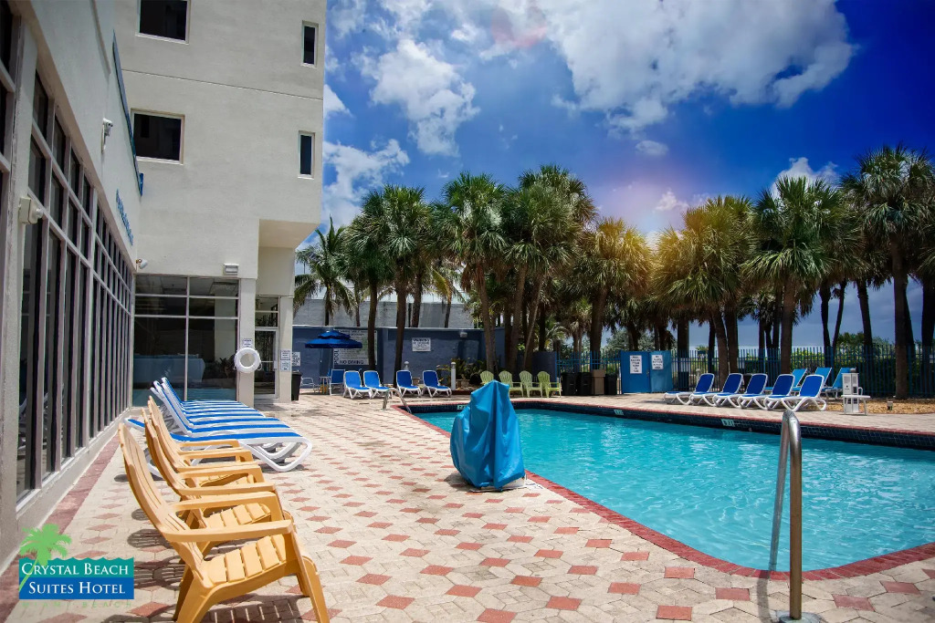Crystal Beach Suites Miami Oceanfront Hotel