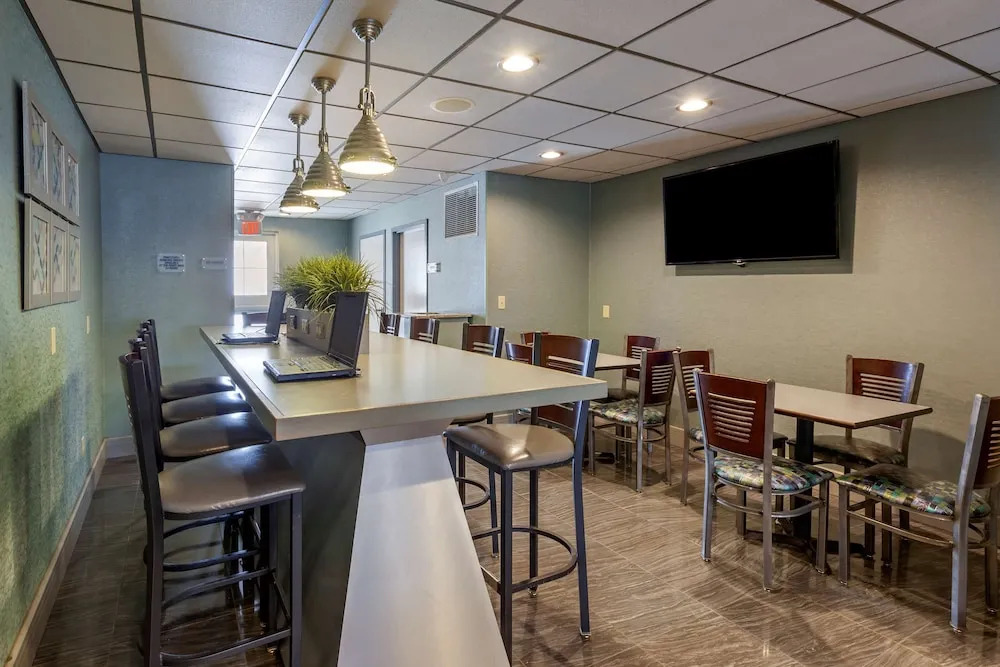 Microtel Inn